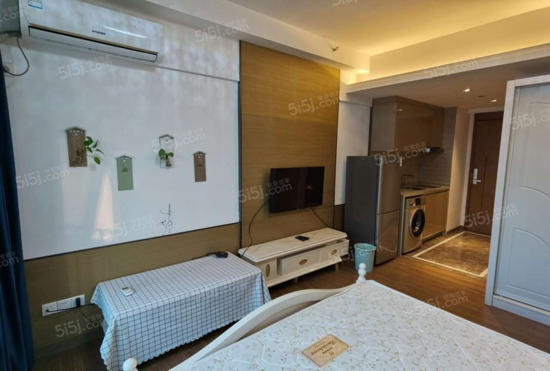合景峰汇十二期开发商统装交付18年新小区平层酒店式管家制服务