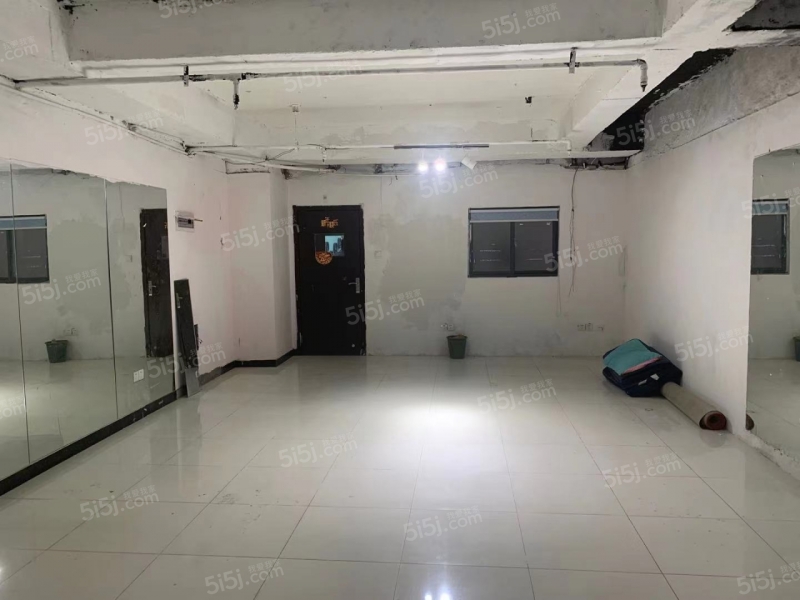 南京我爱我家秦淮区新街口东宇大厦工作用房，租金利息高，配套醇熟