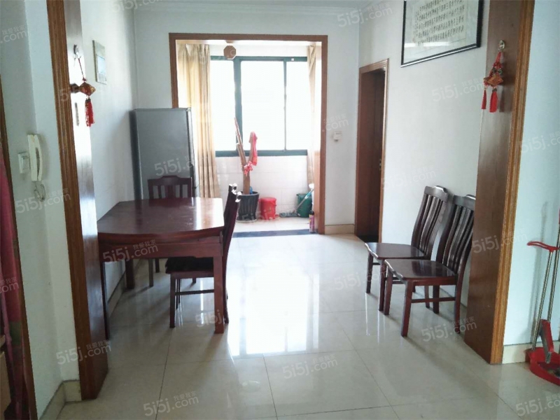 聚湖家园 3室2厅2卫 聚湖家园 3室2厅2卫