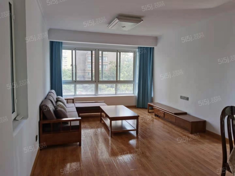 璞丽湾 3室2厅1卫