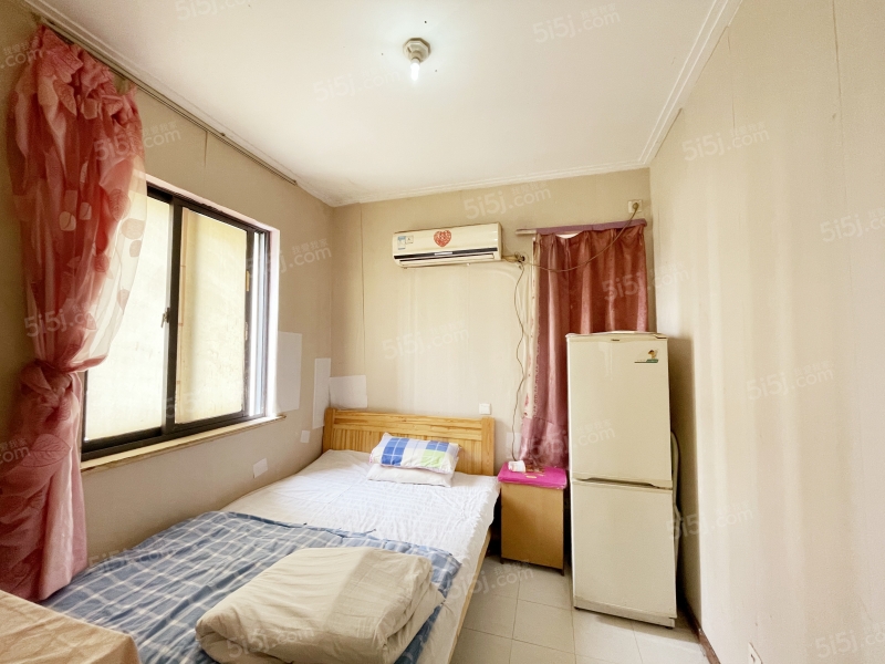 香江康桥 1室1厅1卫