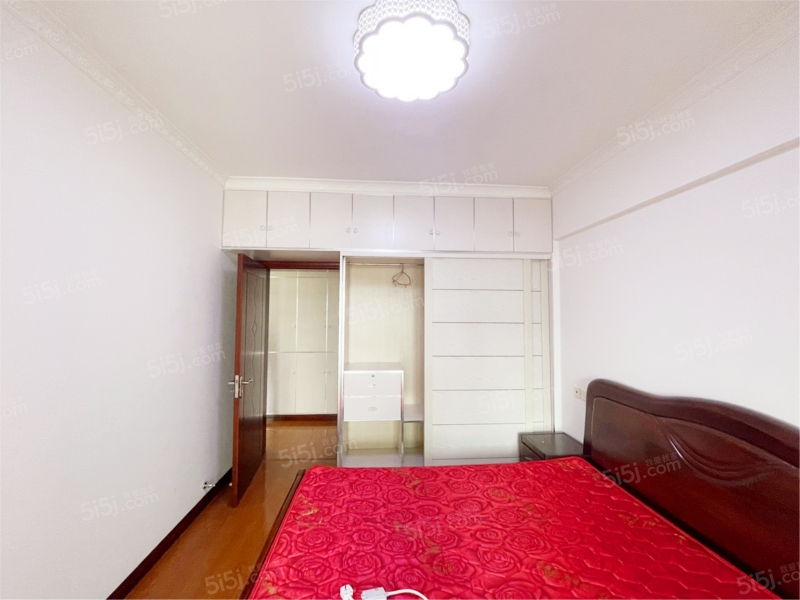 万博生活广场 2室2厅1卫