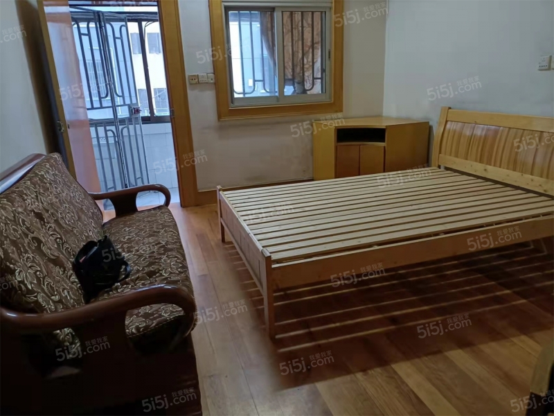 梅港新村 2室1厅1卫 梅港新村 2室1厅1卫