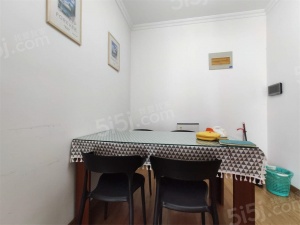 中央花园 2室2厅1卫