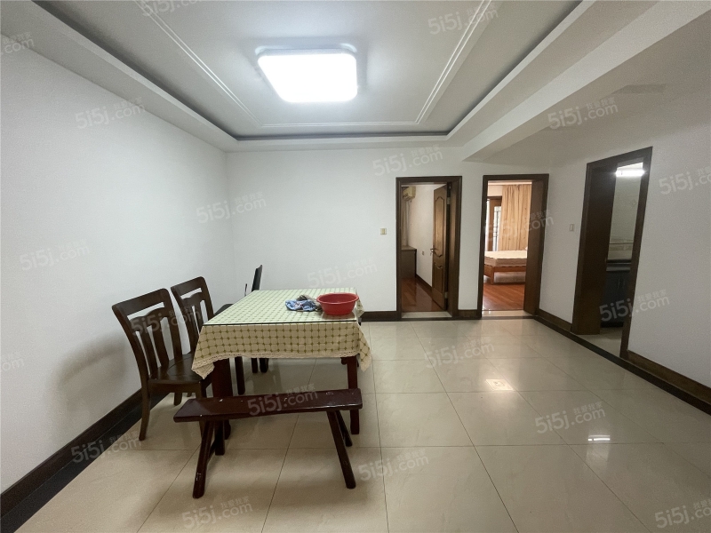 太湖花园 2室2厅1卫 太湖花园 2室2厅1卫