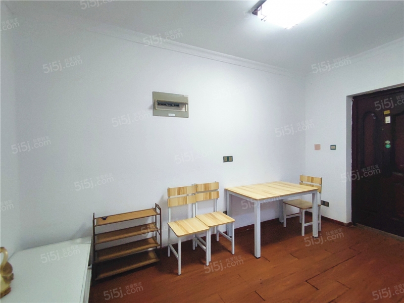 绿地峰云汇东区 2室1厅1卫