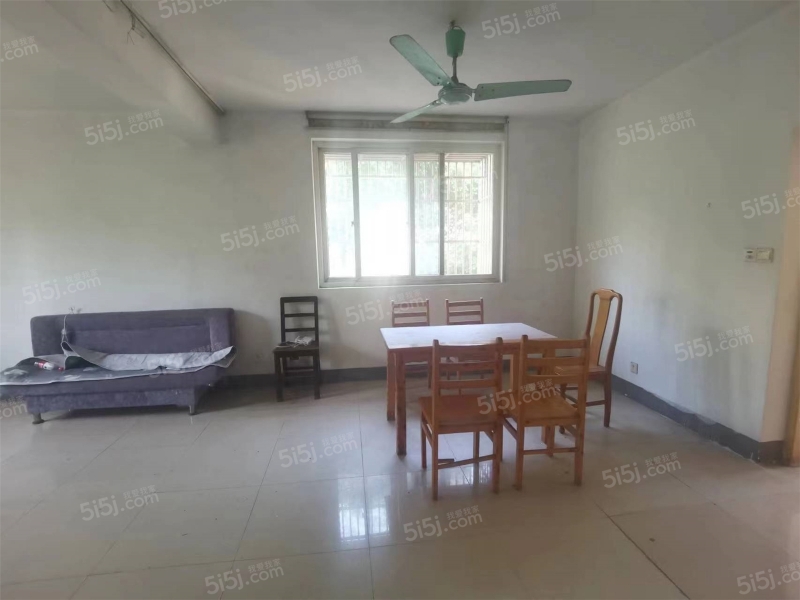 泰山三村 2室1厅1卫 泰山三村 2室1厅1卫