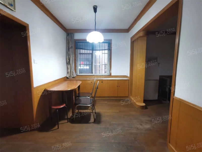 东横街 2室2厅1卫